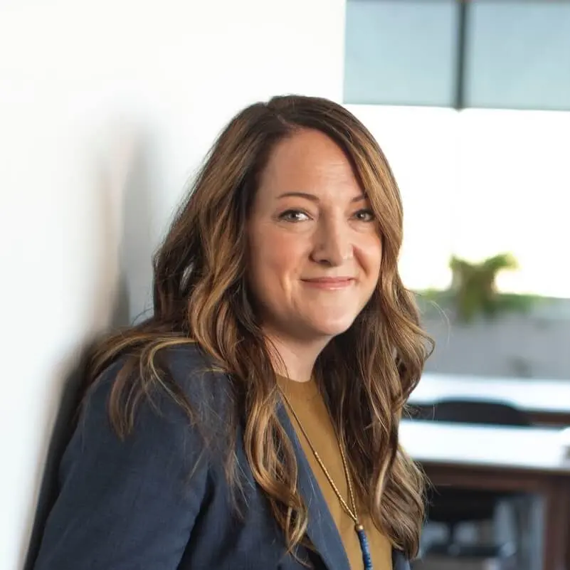 Emma R. Canberra, AU